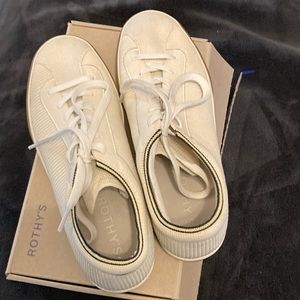 Rothy sneaker, size 10. Vanilla color